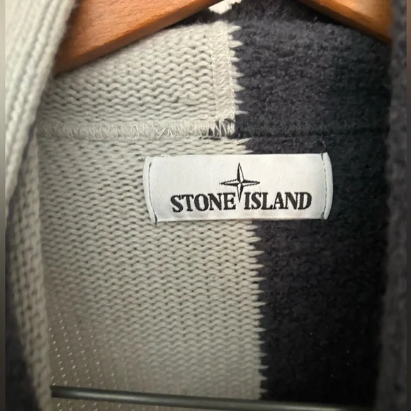Stone Island Cardigan Pullover super Rare season 19 only came out in Europe